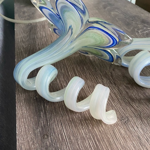 Murano style Floral Glass with spiral stems - Picture 4 of 11